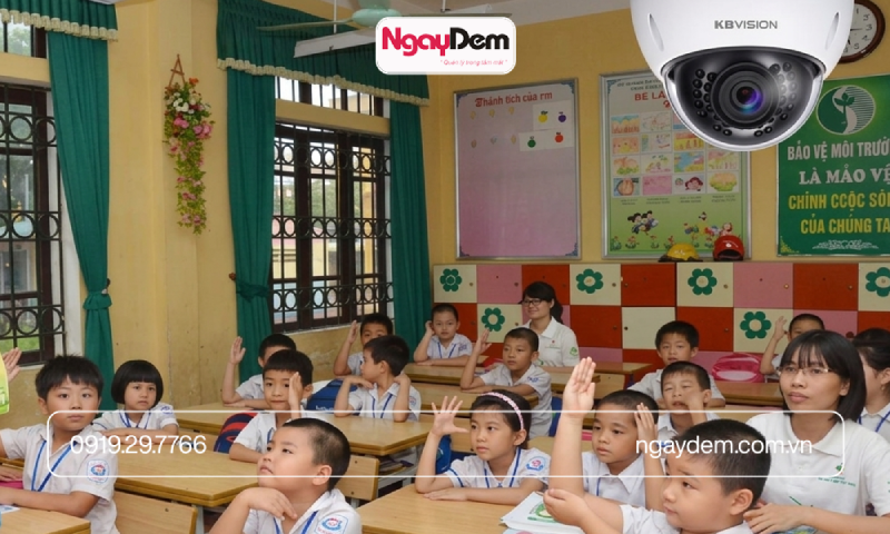 bảo trì camera trường học