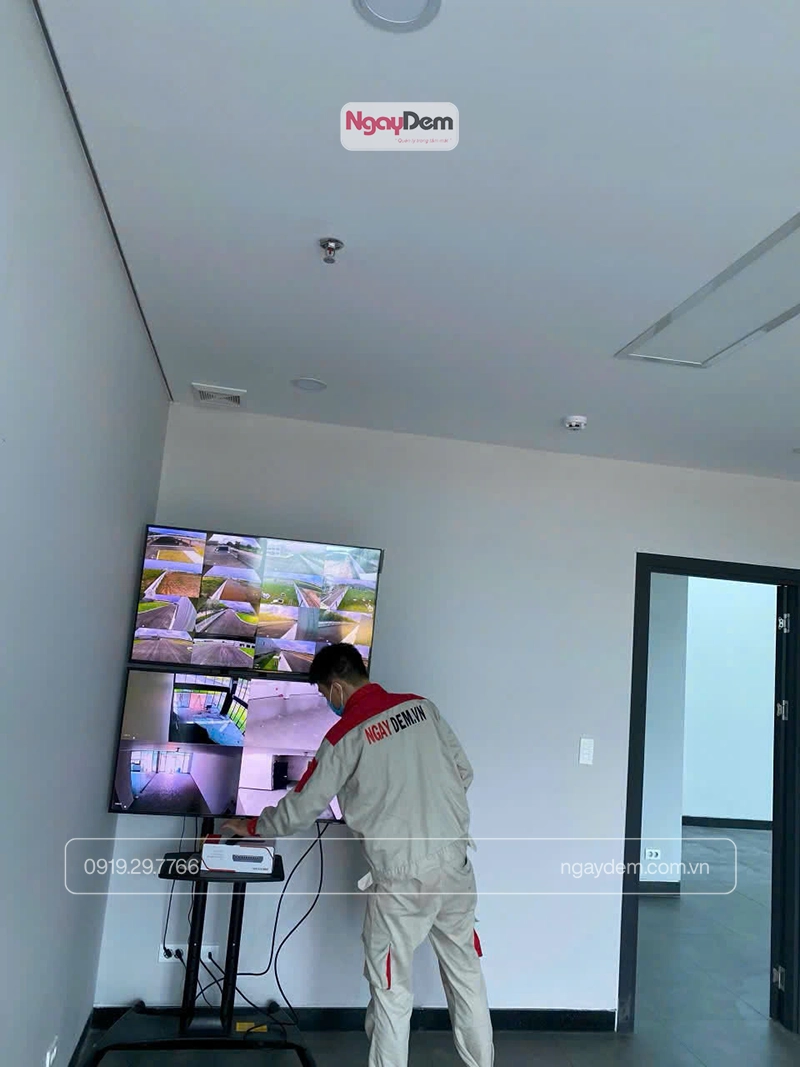 Bảo dưỡng camera giám sát nhà máy Seco Komos