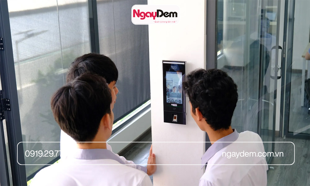 Bảo trì điện nhẹ cho tòa nhà văn phòng