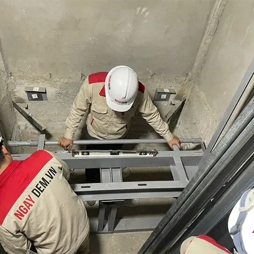 Dịch vụ thi công lắp đặt thang máy | Cơ điện Ngày Đêm