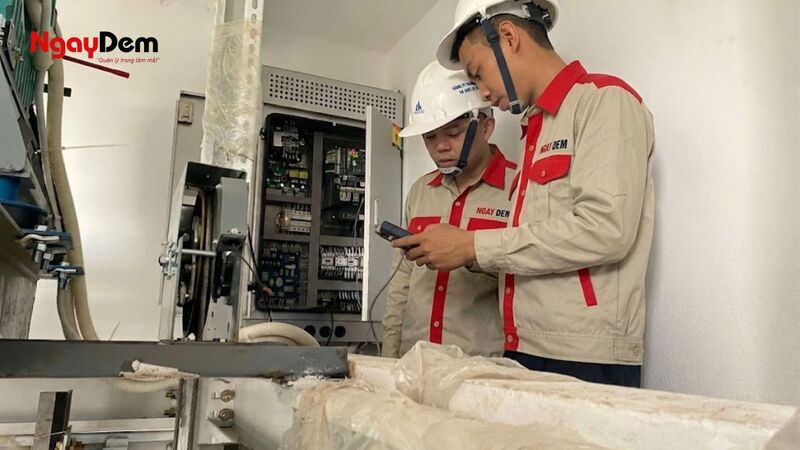 Các kỹ sư thang máy giàu kinh nghiệm