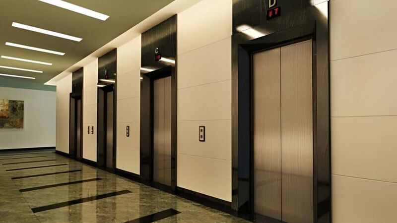 Thang máy phục vụ khu kỹ thuật và nhân viên