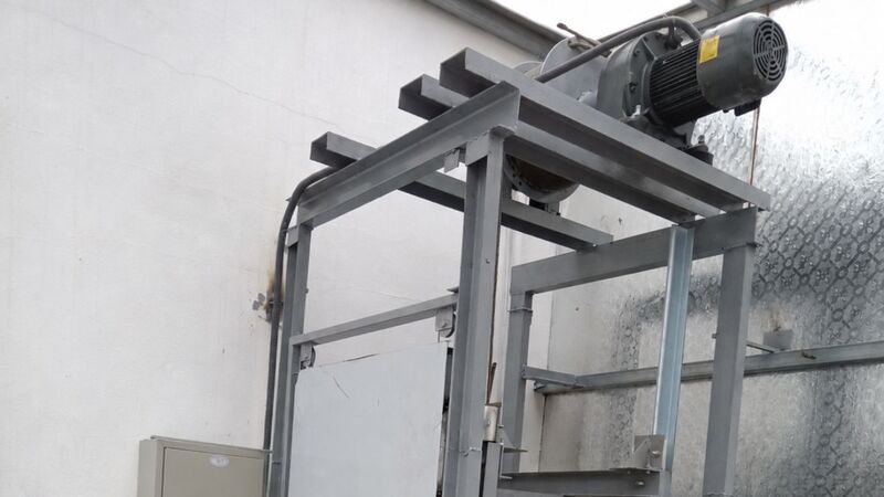 Thang tời thực phẩm là gì? Có nên lắp đặt cho nhà hàng?