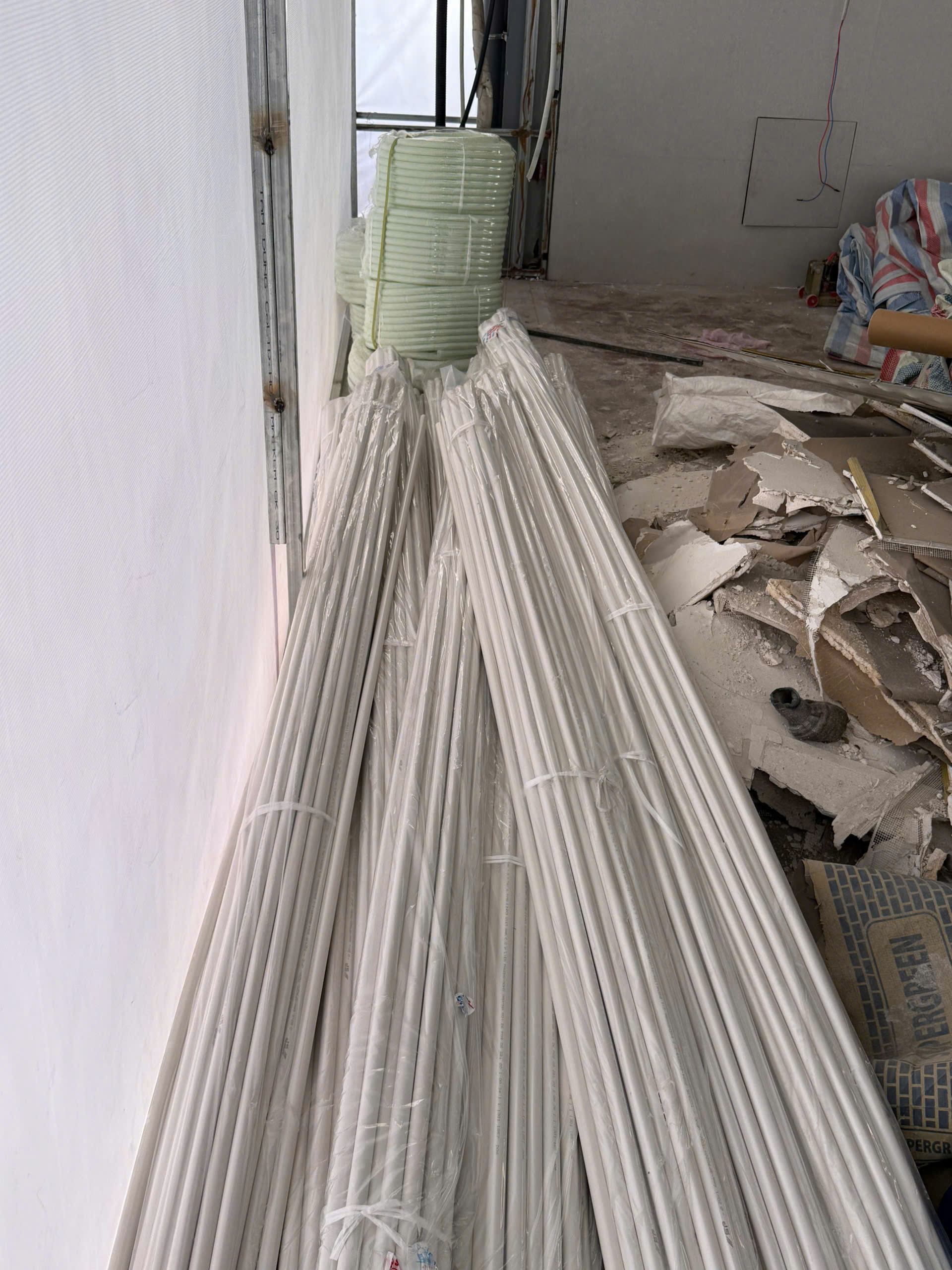 Thi công điện nước nhà dân
