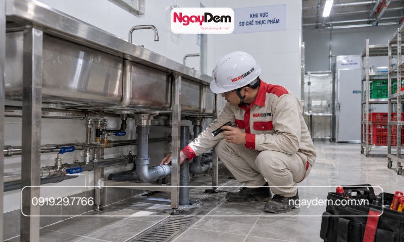 thi công điện nước cho cửa hàng tiện lợi