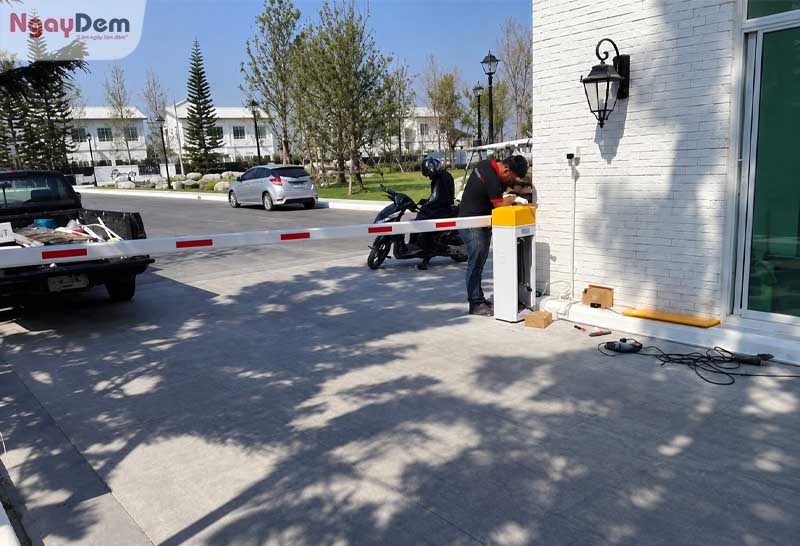 Lắp đặt kiểm soát ra vào bãi đỗ xe | An toàn - Giảm ùn tắc